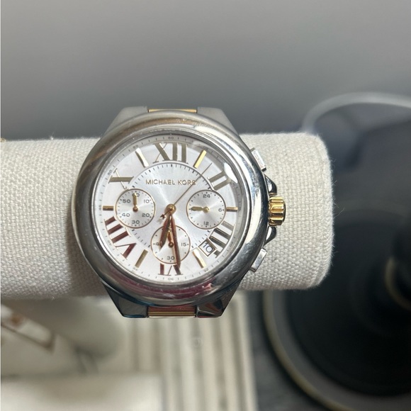 Michael Kors Watch - Picture 1 of 4